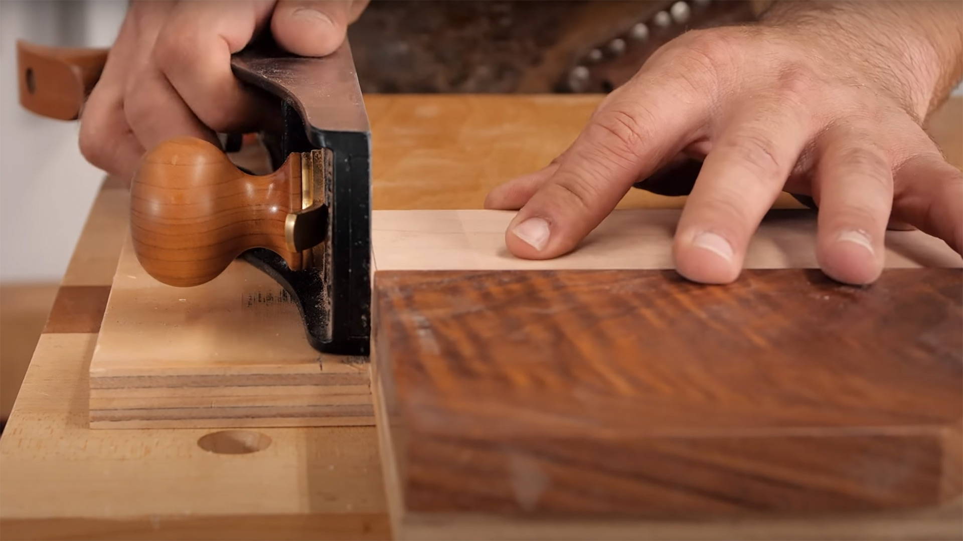 Using a shooting board for woodworking