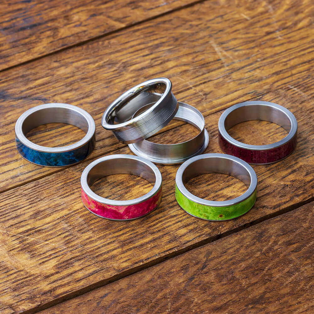 Interchangeable rings with multicolored wood
