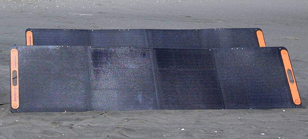 Jackeryの折りたたみ式のソーラーパネル