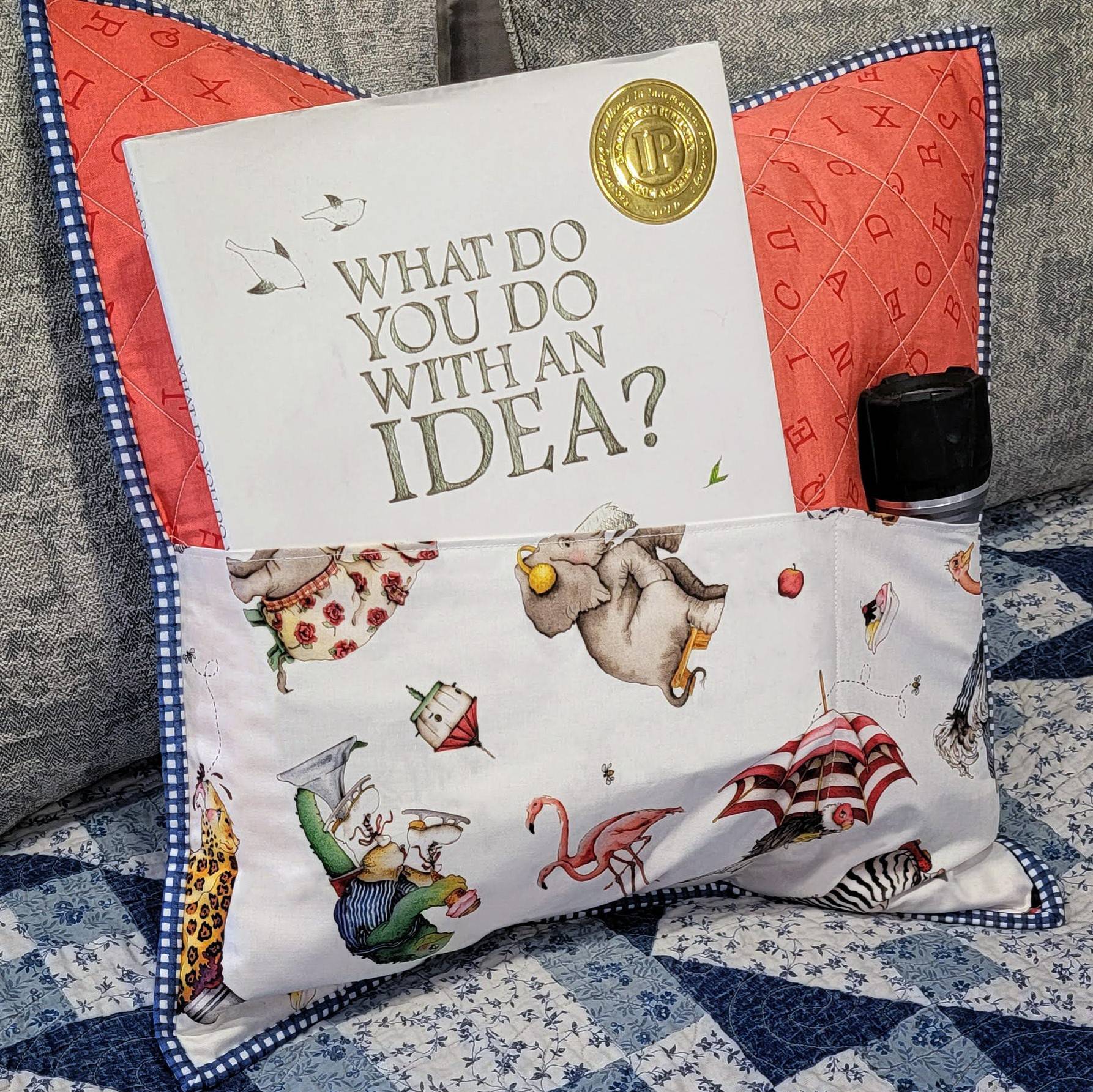 Store books in this sew-it-yourself reading pillow