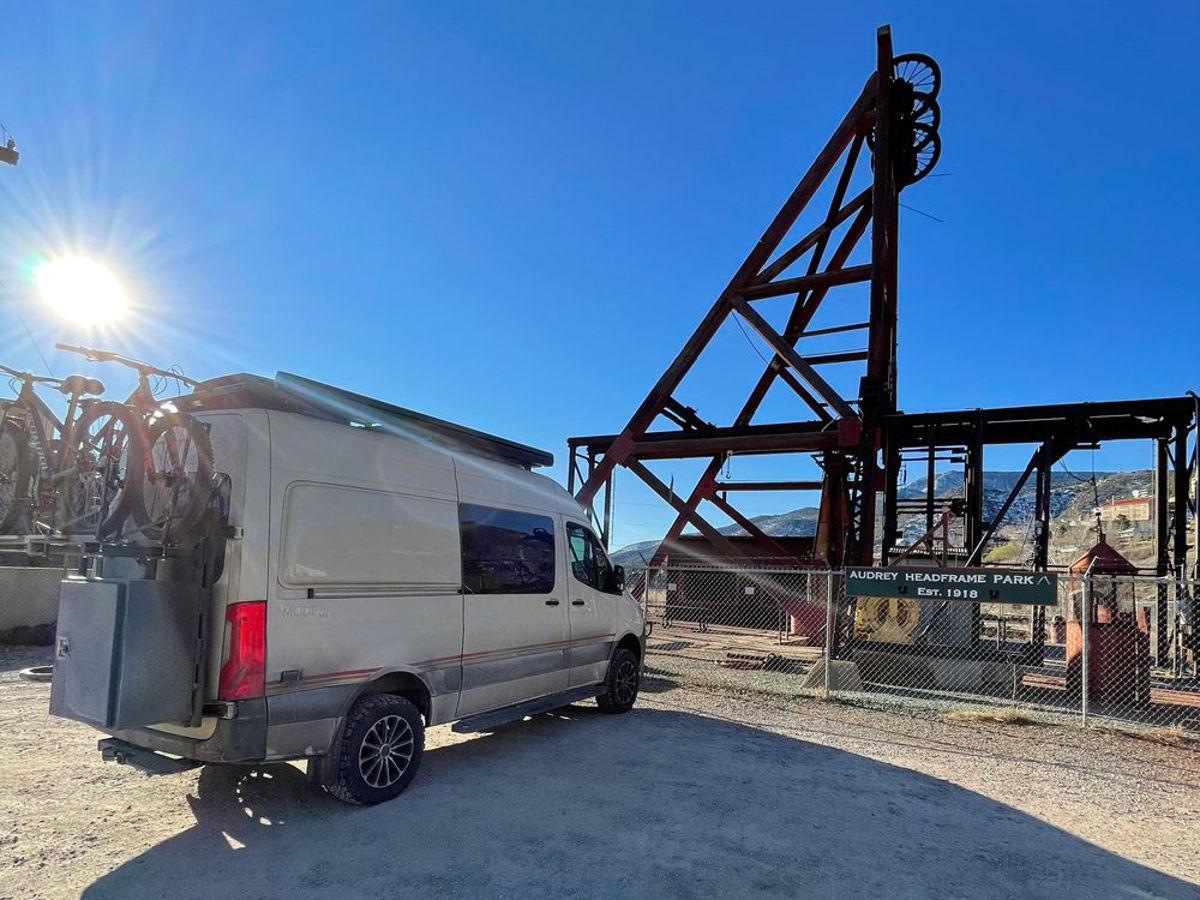 NomadLink Upfitters van build