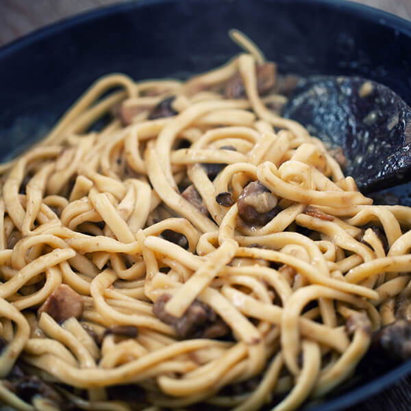 High Quality Organics Express Long life noodles and mushrooms