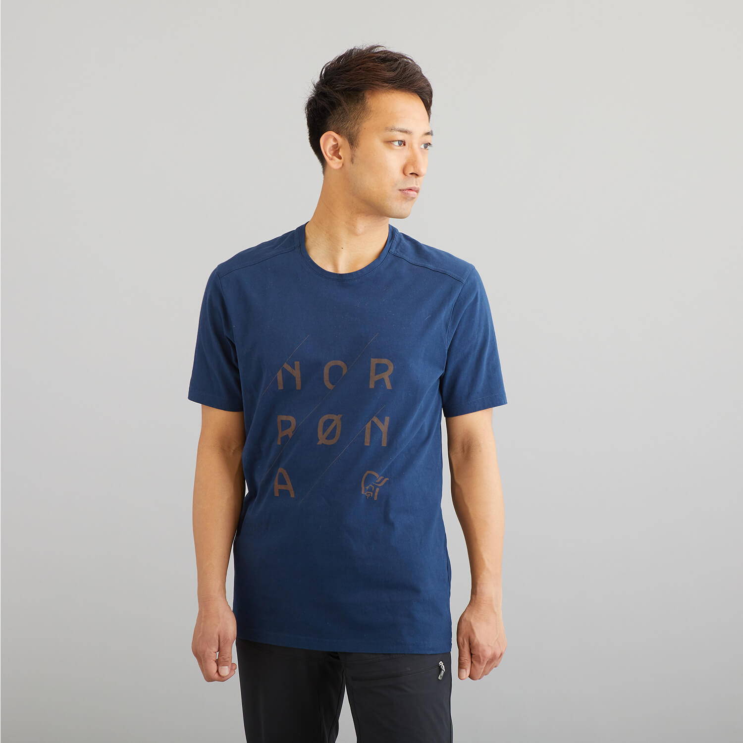 NORRONA（ノローナ）/29コットン スラントロゴTシャツ/ネイビー/MENS