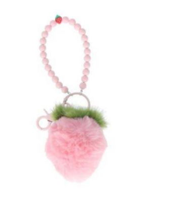 Porte-clés rose duveteux avec des touches de vert et une lanière perlée.