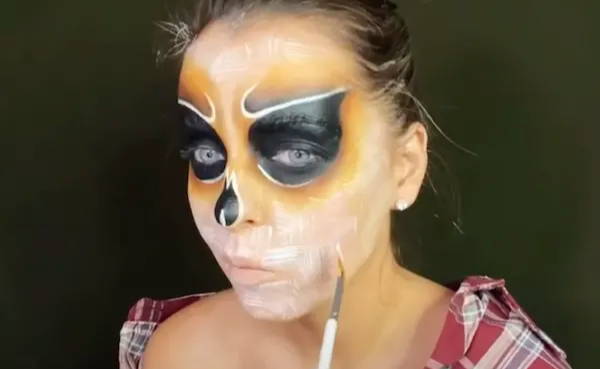 Spray faux sang - Spécial Halloween - SAGA Cosmetics