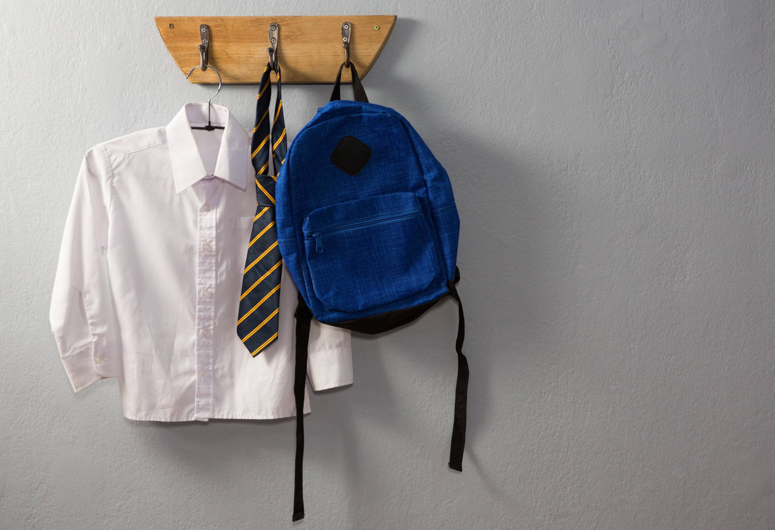 12 school uniform tips for new school parents