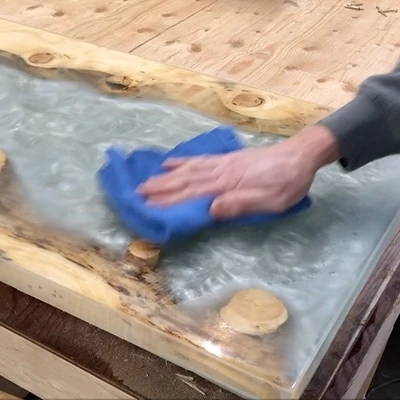 How to Make an Epoxy River Table and Mold - Mas Epoxies