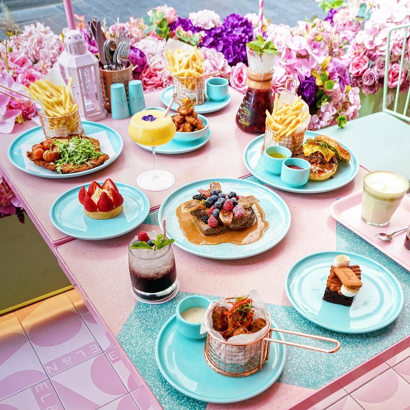 EL N London Welcome To The World s Most Instagrammable Cafe EL N 