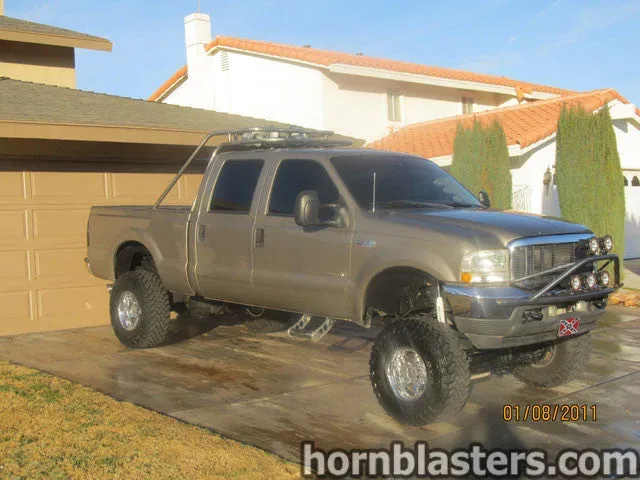 Richard's 2002 Ford F350 Super Duty Super Cab Train Horn Install