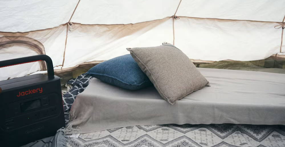 キャンプの夜を快適に過ごすおすすめ寝具9選！テント・コット・マットを紹介