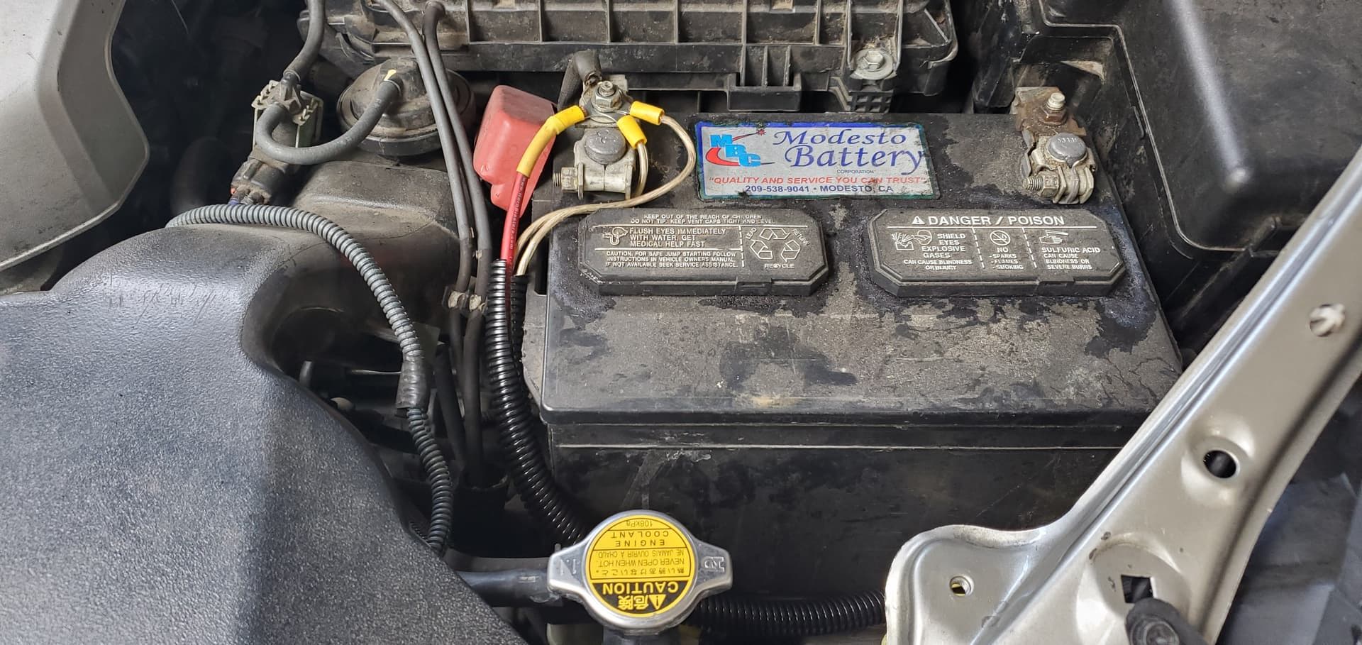 Guillermo's 2007 Toyota Sienna Train Horn Install