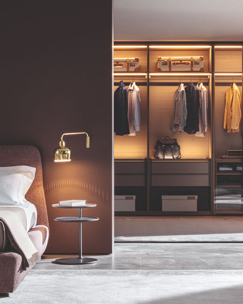 Modern Molteni & C bedroom with stylish Gliss master closet and warm lighting.