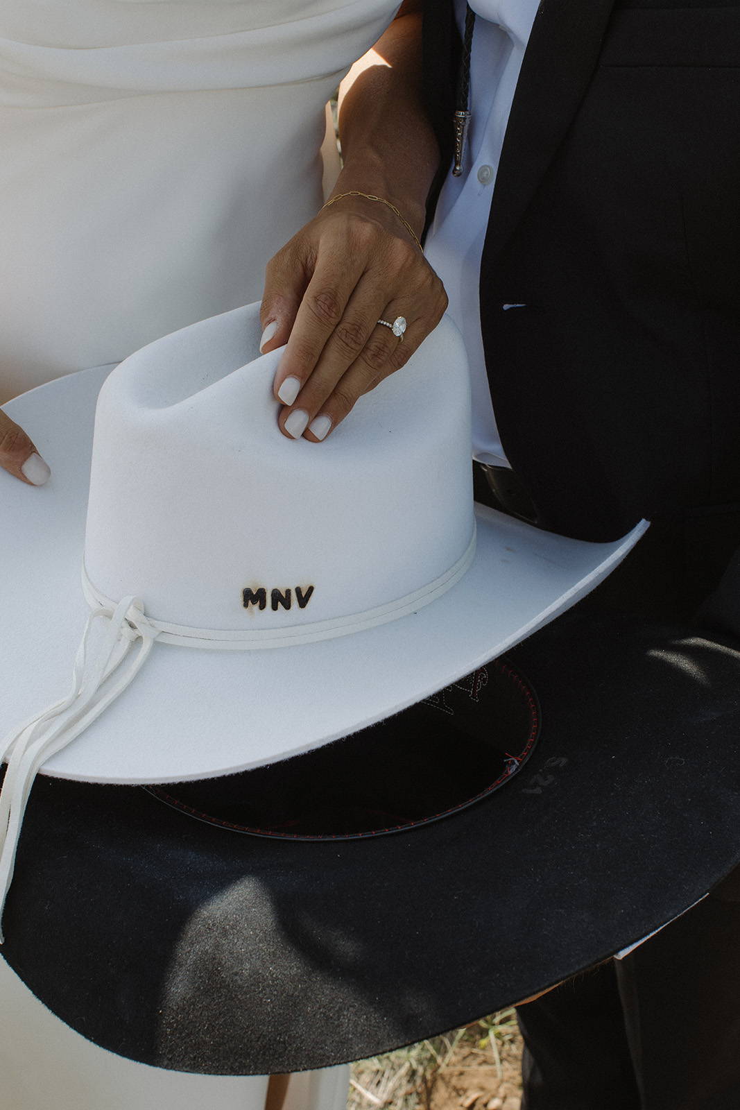 Mr and mrs cowboy hats