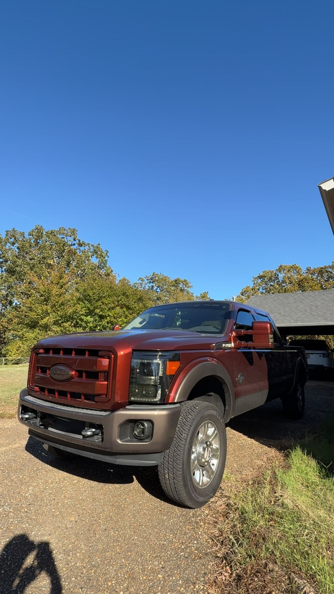 Skyler's 2015 Ford F250 Lariat Train Horn Install with Spare Tire Delete Kit