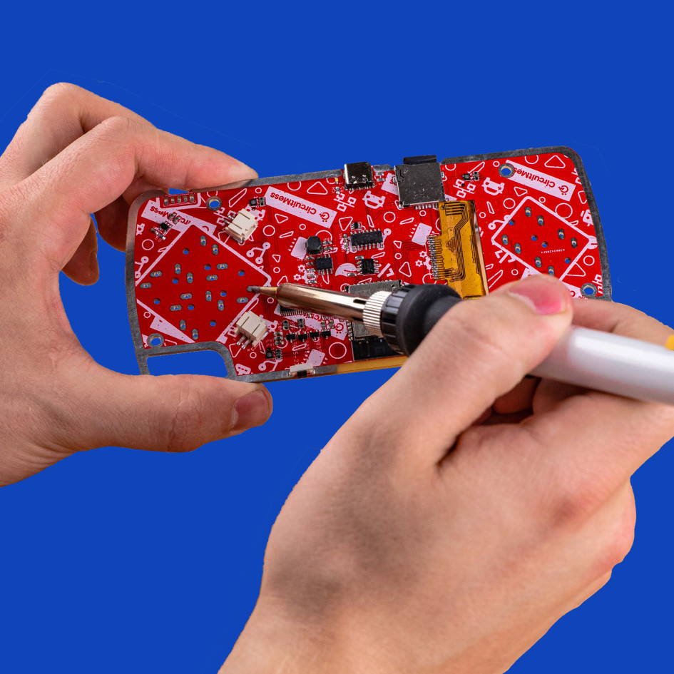 Discover Electronics & Coding With Unique DIY Projects With This RC Bundle Build & Code Your Own AI Robot Car & Game Console Ages 11+ 86