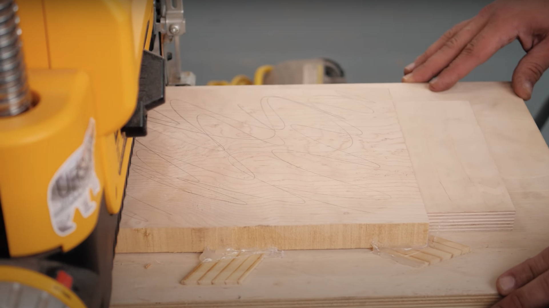 Running a jointing jig through a thickness planer