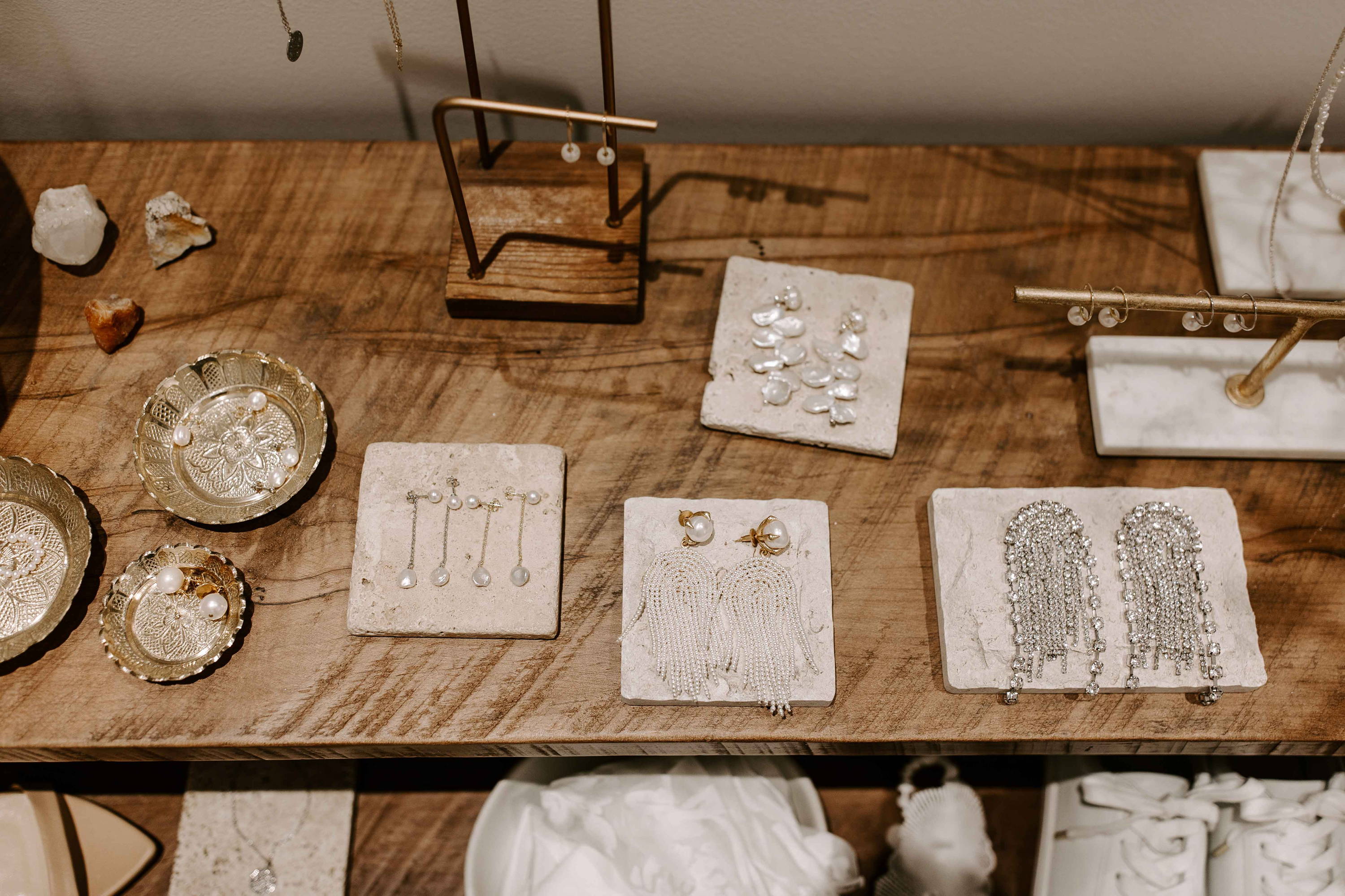 Wooden jewelry table with accessories