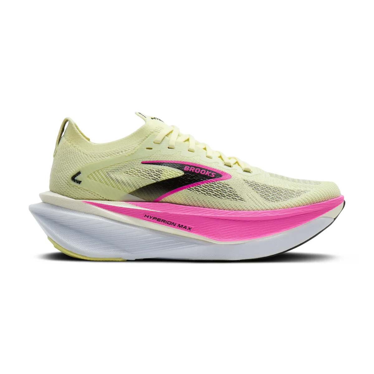 Der Brooks Hyperion Max 3 Laufschuh für Damen in der Farbe Luminary/Cyber Pink/Black in seitlicher Ansicht.