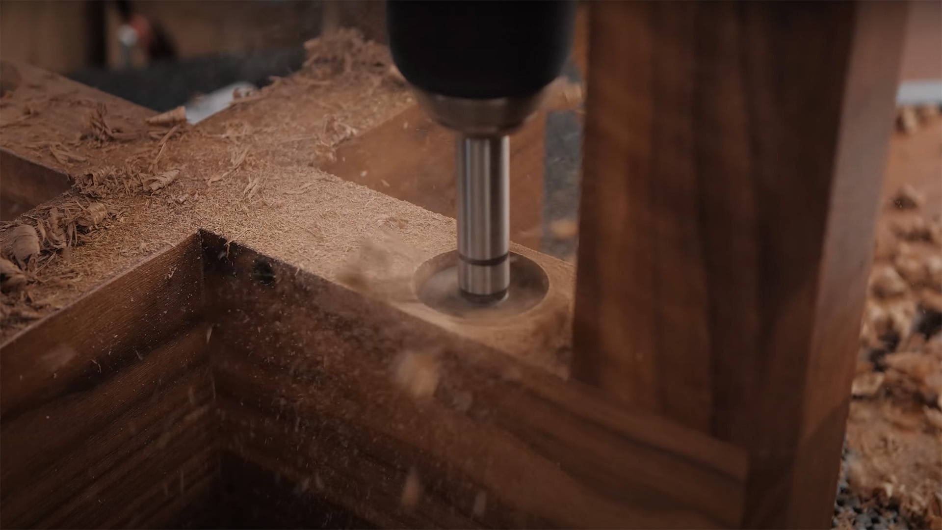drilling a hole with a forstner bit