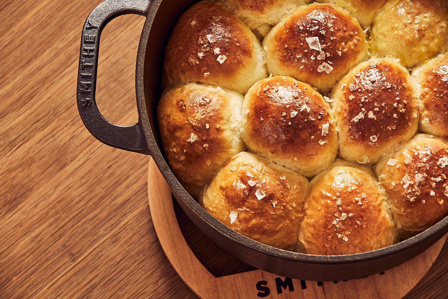 Dutch Oven Dinner Rolls Recipe