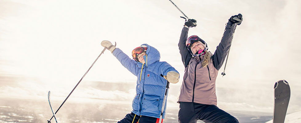 CAN YOU USE A SKI JACKET FOR SNOWBOARDING (AND VICE VERSA)?