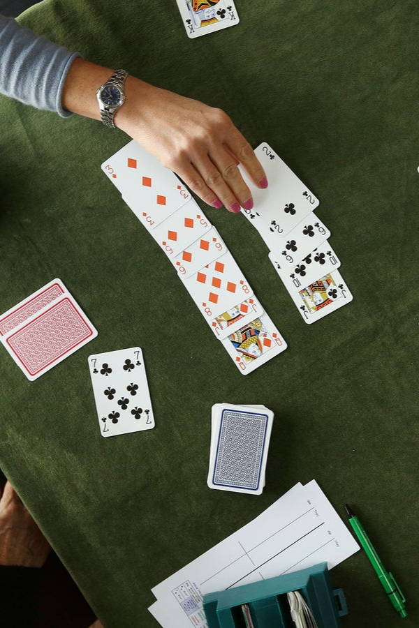 Image of people playing bridge