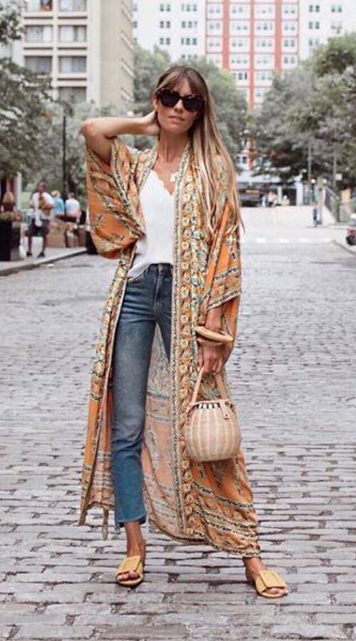 Montreal Fashion Trends: Bohemian Look with floral top and jeans