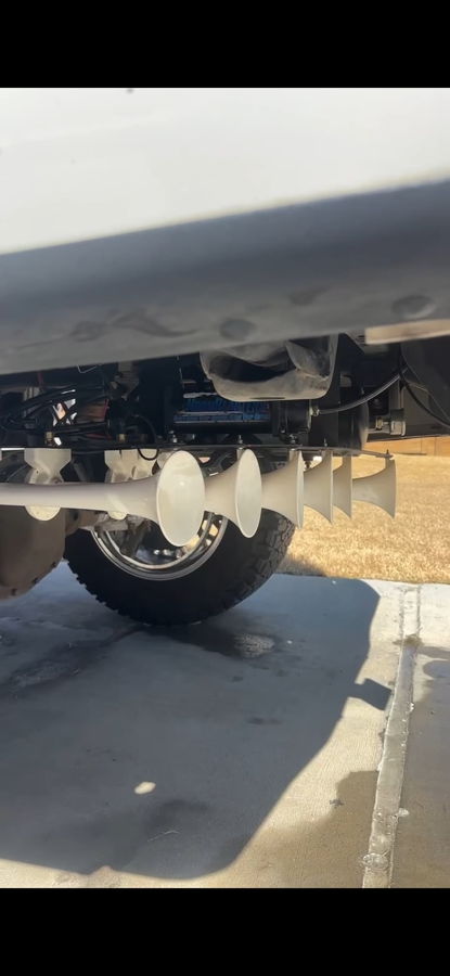 2015 Ford Expedition Platinum spare tire delete train horn XL 6 upgrade