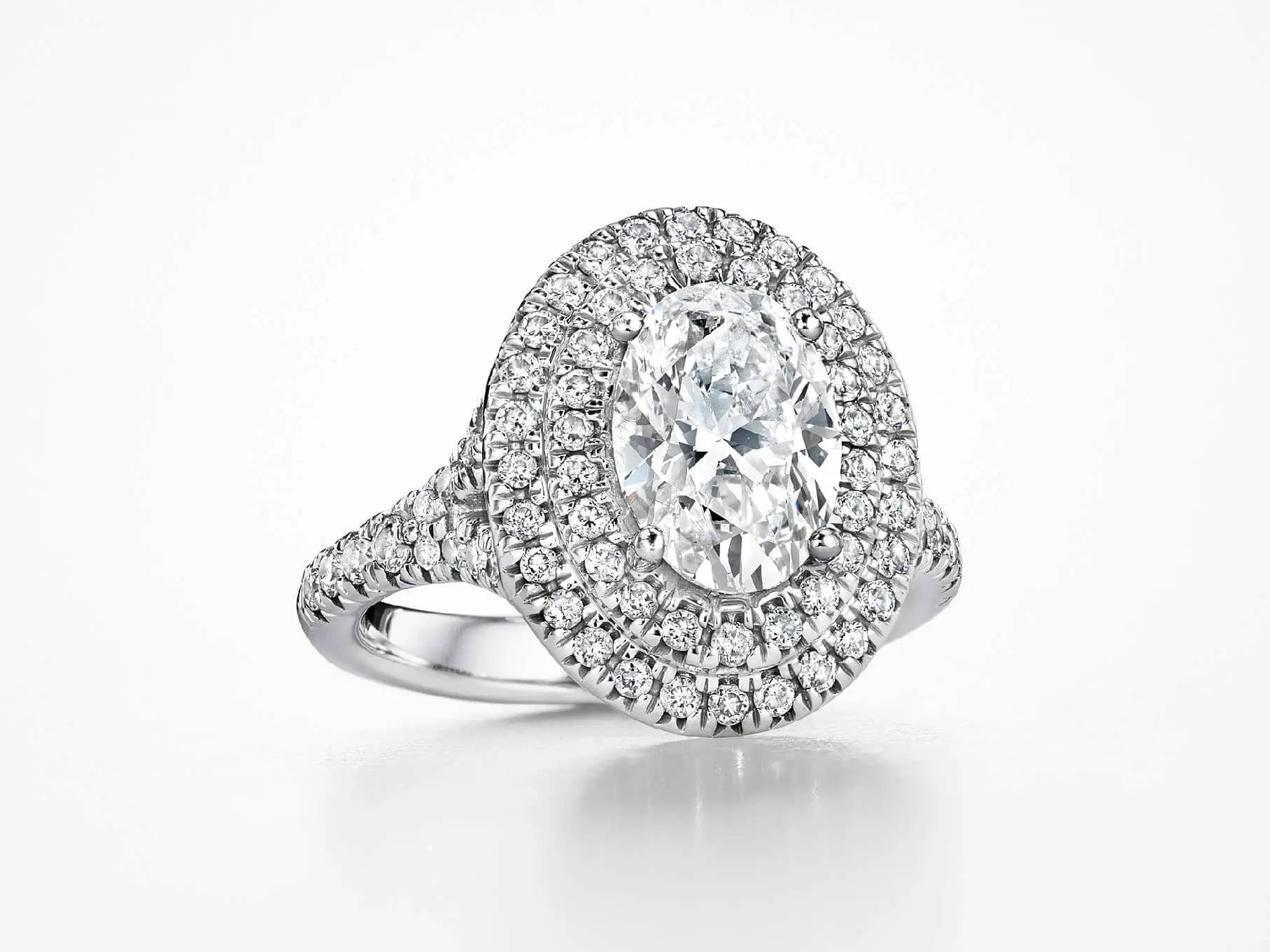 platinum-engagement-ring