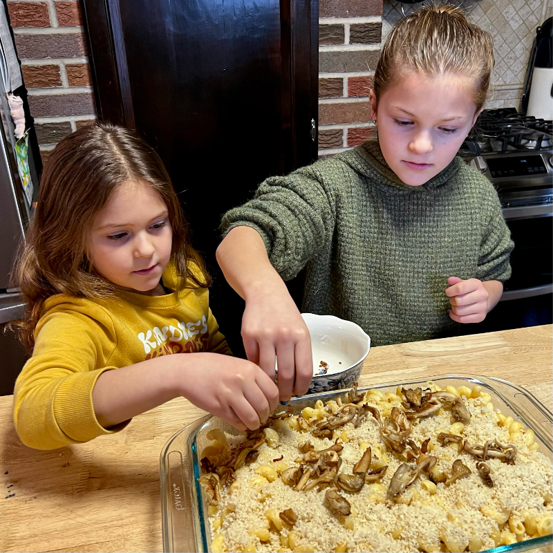 kids preparing mushroom mac and cheese