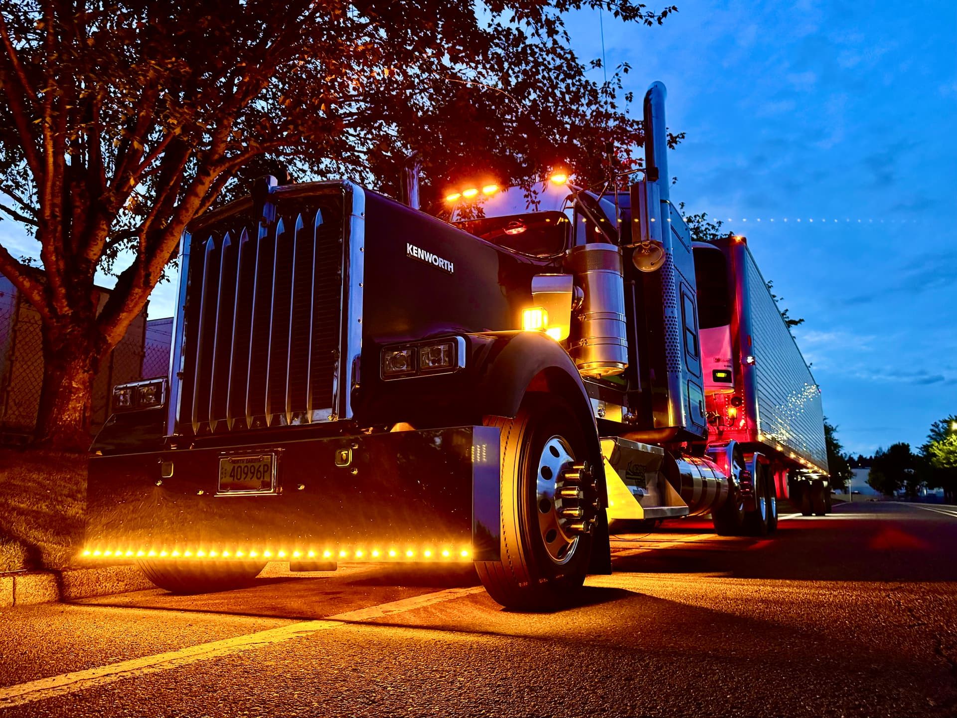 Glen's 2023 Kenworth W900 equipped with HornBlasters Outlaw Train Horns