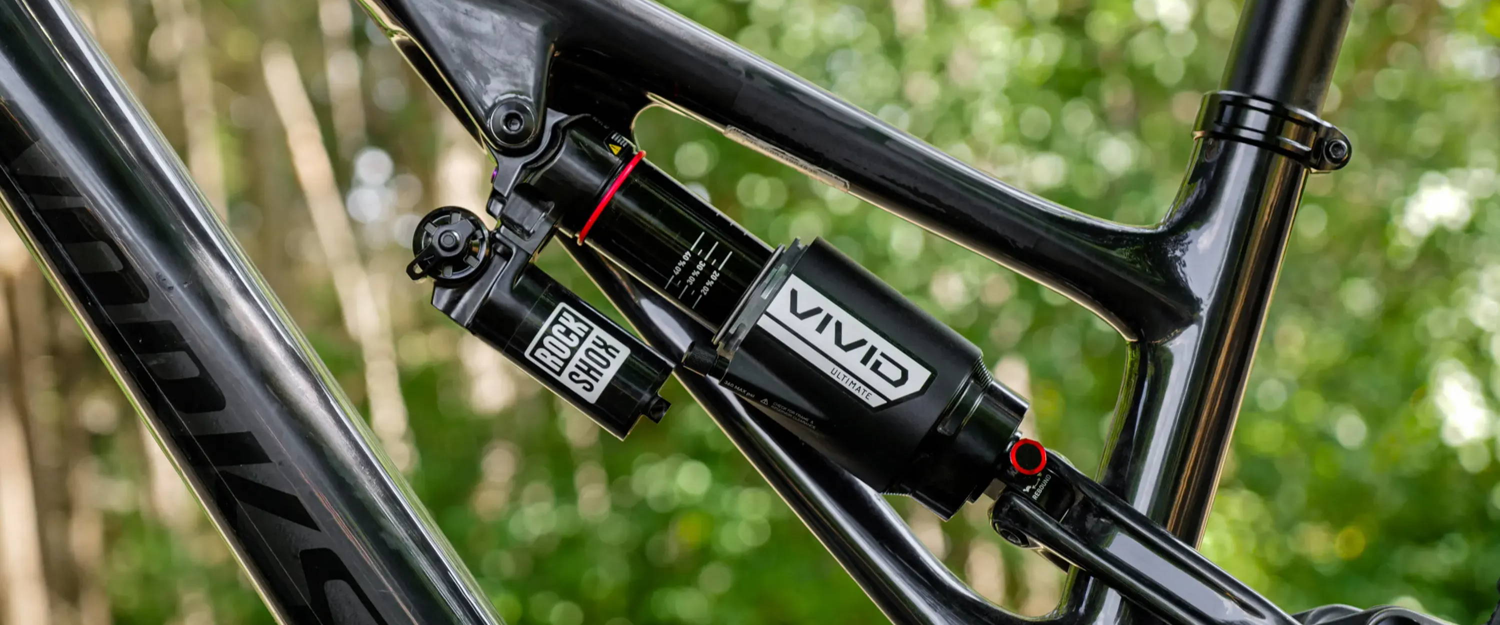 rockshox vivid ultimate rear shock on a specialized stumpjumper mountain bike for the vivid overview and first looks