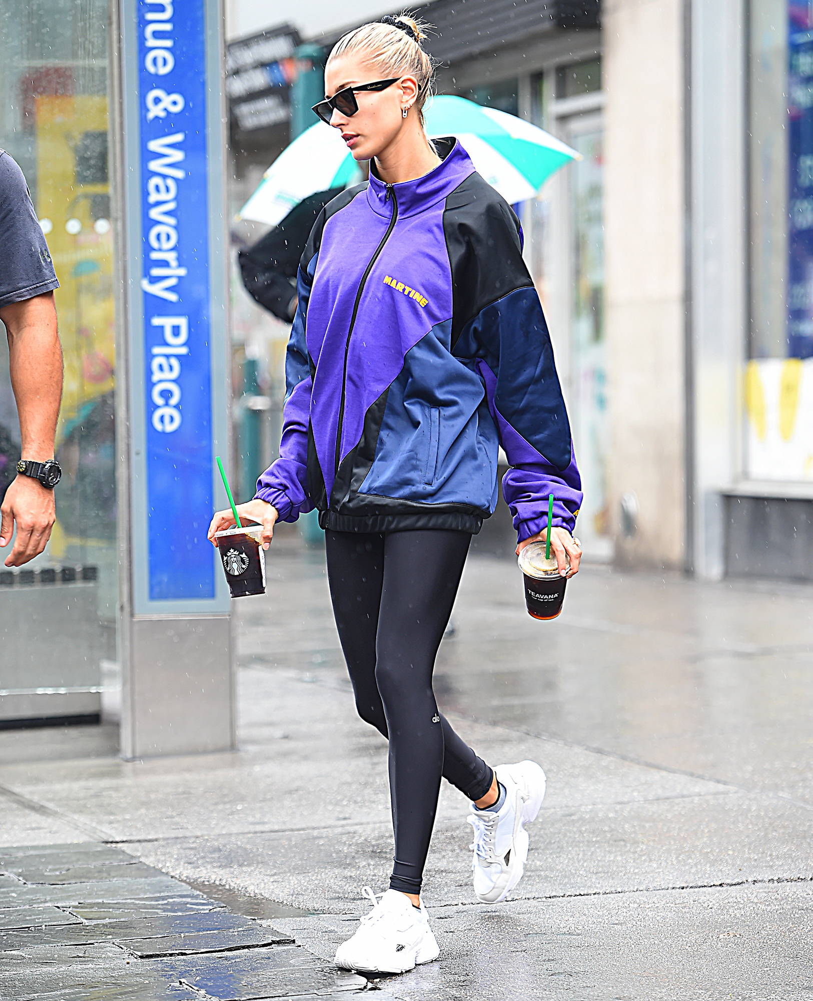 Bella Hadid and Hailey Bieber's Leggings from Alo Are a Must-Shop