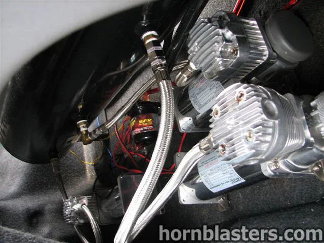 Dual Viair compressors SGP32 relay braided lines air tank trunk 2001 Toyota Corolla K5LA train horn gallery photo 16