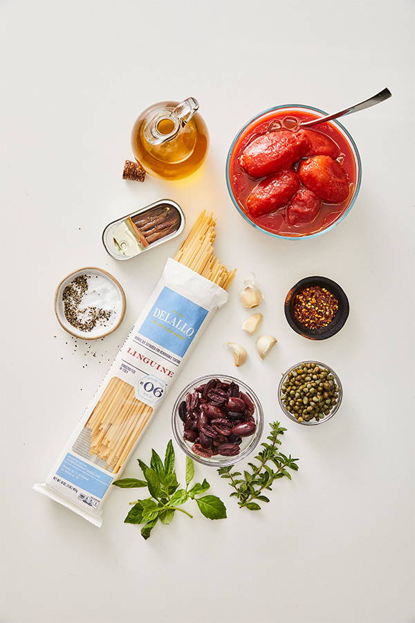 Ingredients for pasta puttanesca