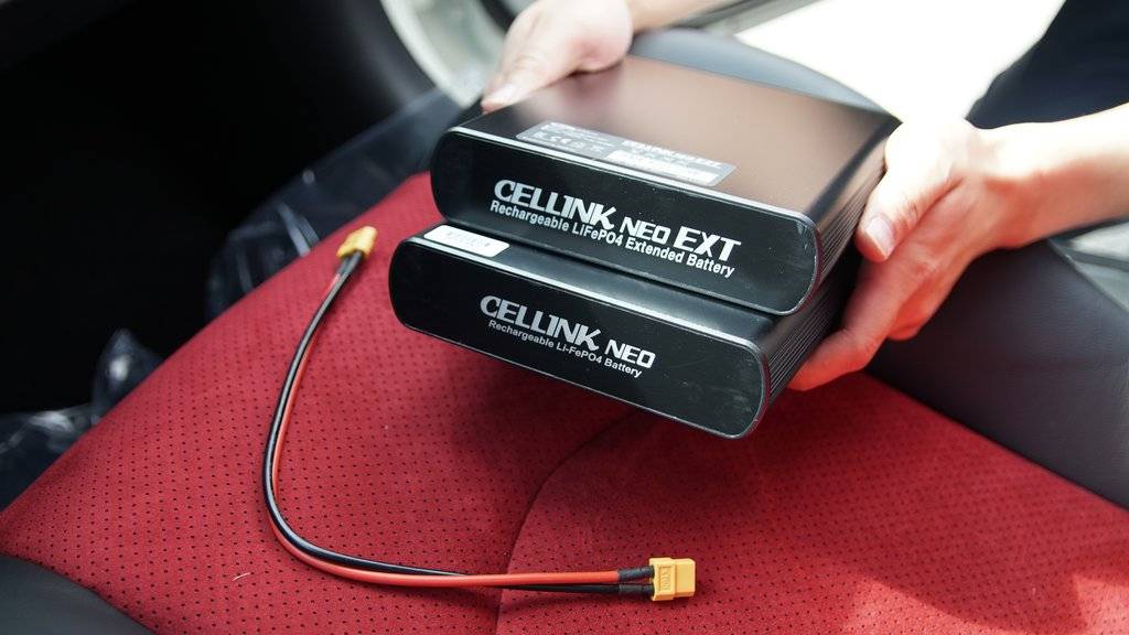 Cellink NEO Battery Pack, Power Bank with 76.8Wh, Compatible with