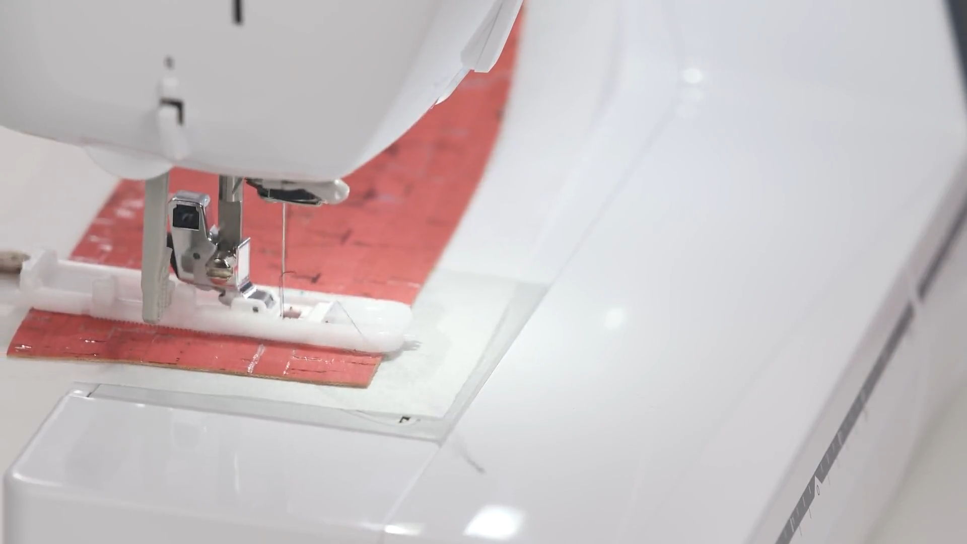 Brother NS2850D Sewing and Embroidery Machine Buttonhole