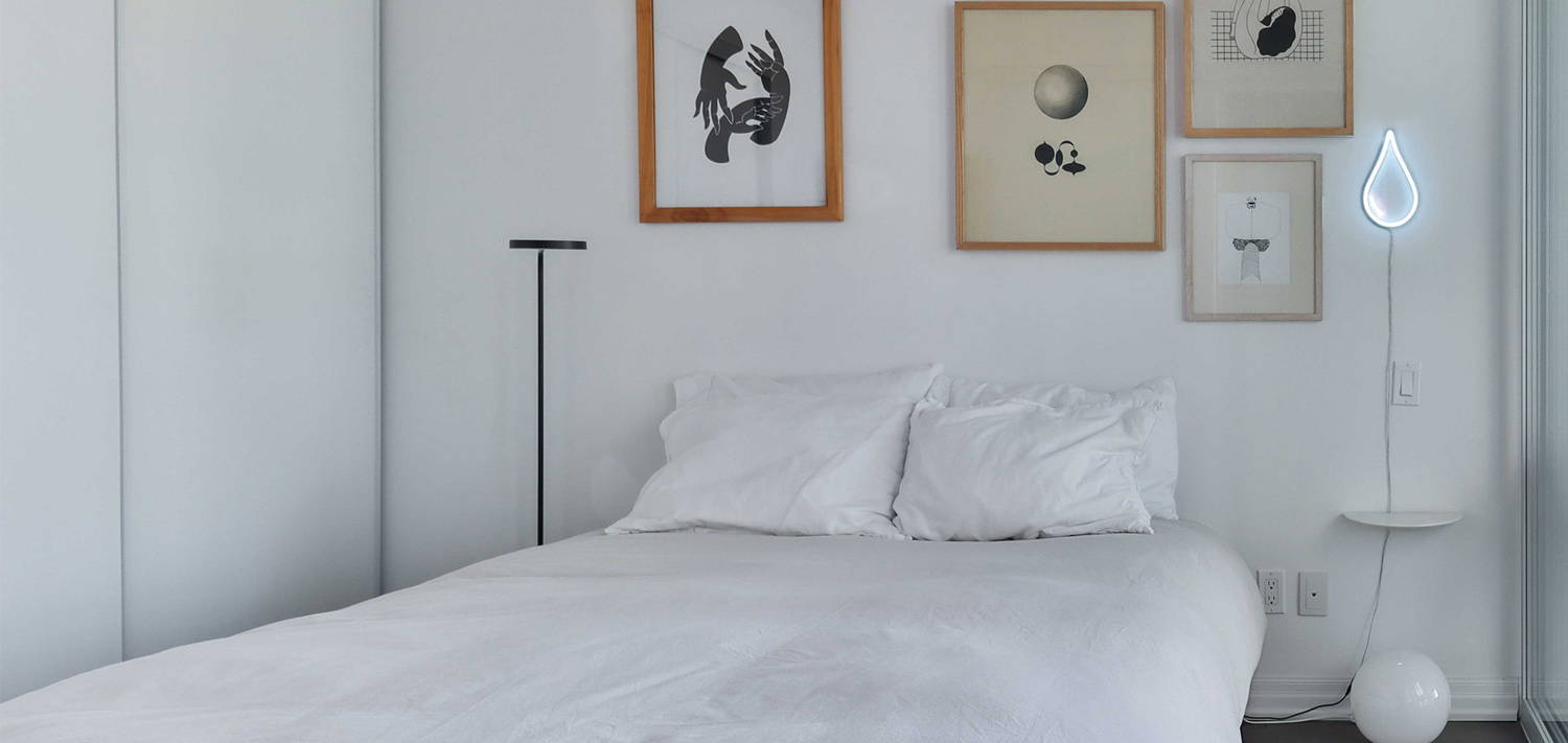 Schlafzimmer in weiß | Metallbude