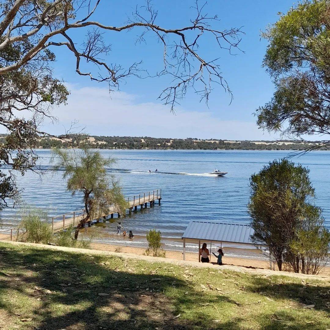 Lake Towerrinning, Best Places to Waterski in Western Australia