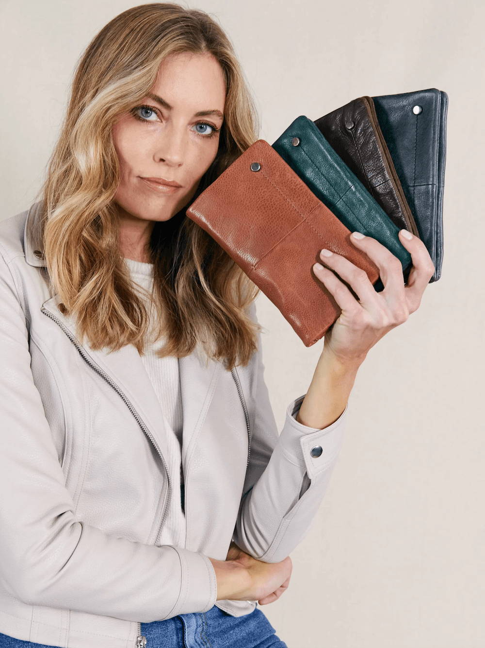 sustainable leather wallet