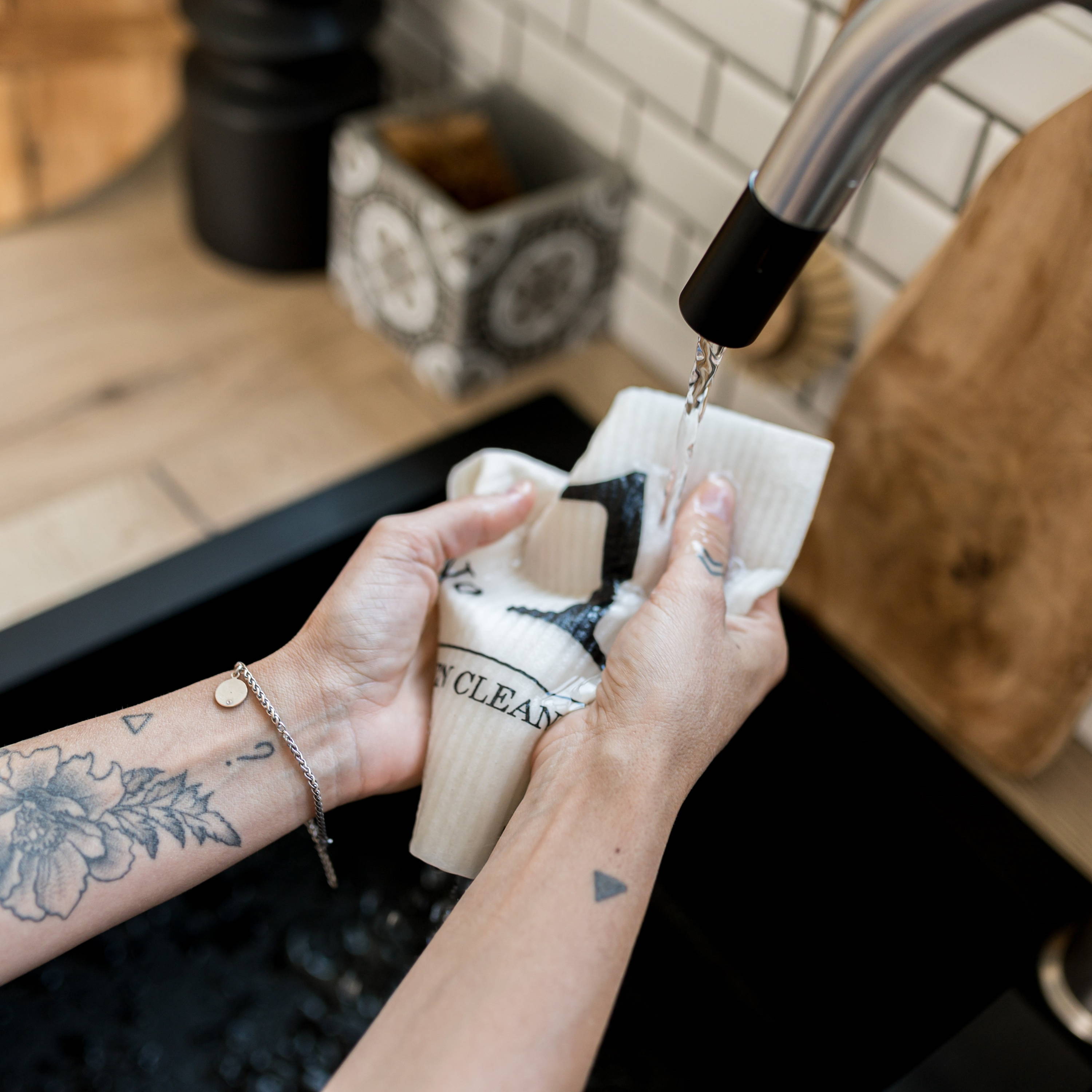 Torchon suédois réutilisable, pour la cuisine et l'usage domestique,  respectueux de l'environnement, lavable au lave-vaisselle T