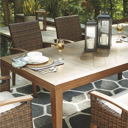 Paradise Trail Table