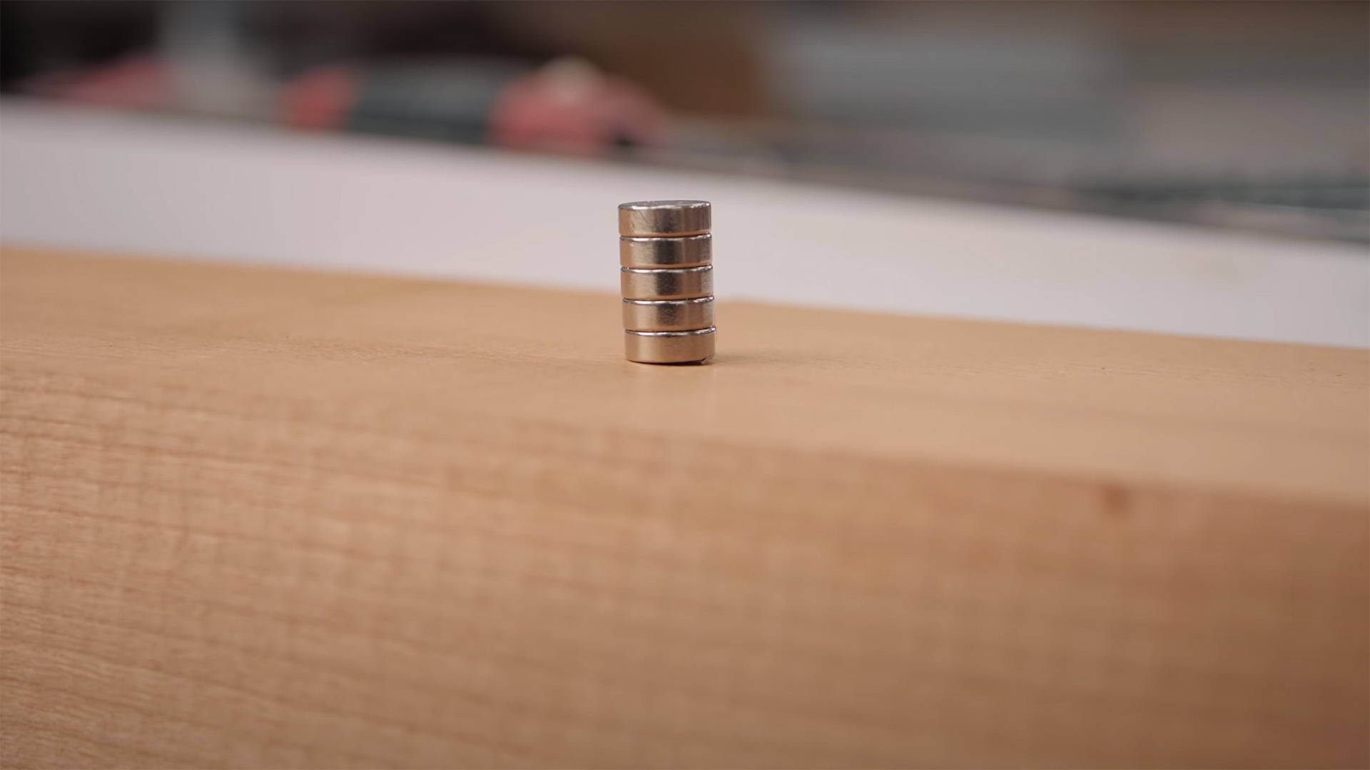 Wooden cubes with neodymium magnets - set with 8 magnetic cubes