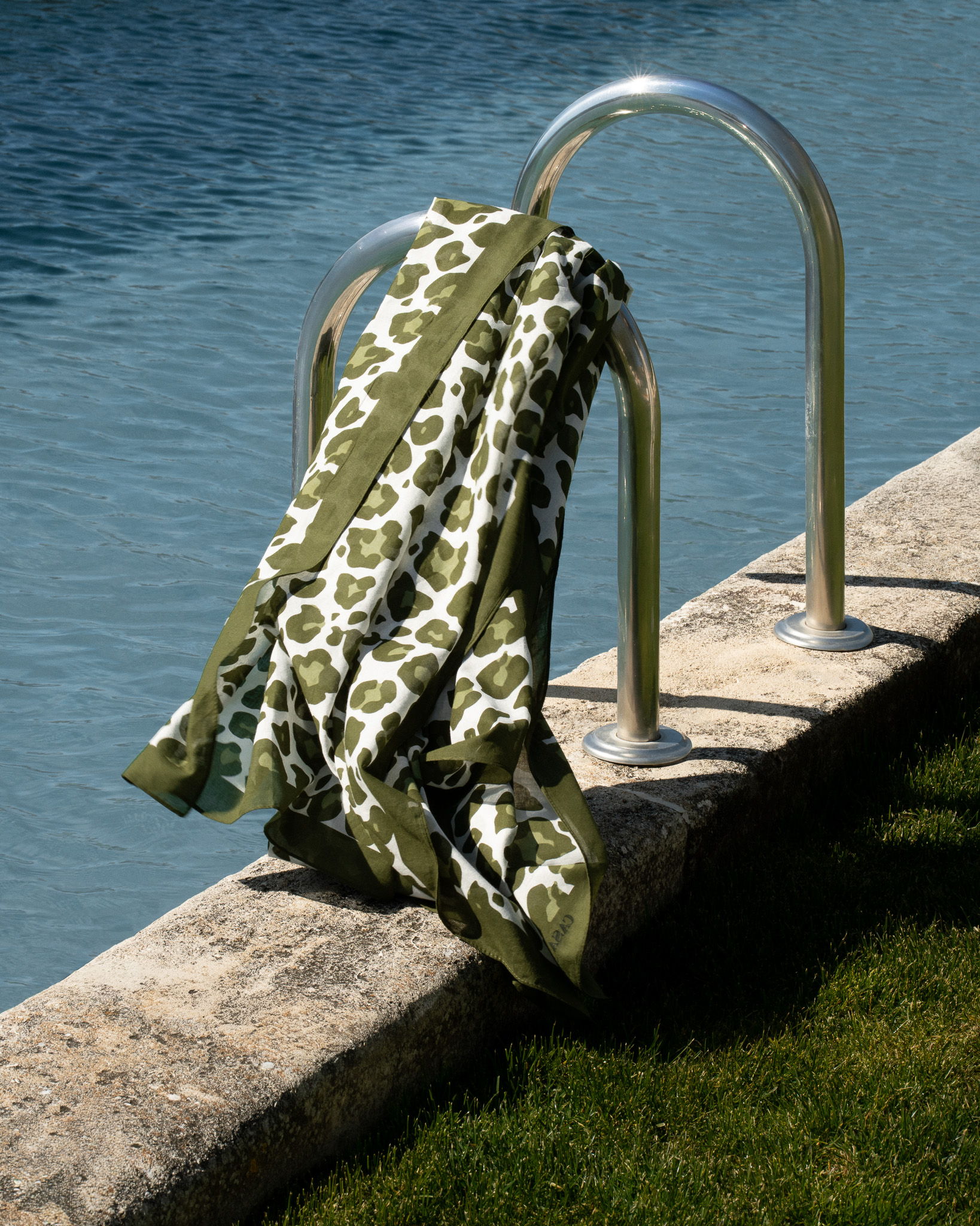 #seo: Casa Lopez sarong