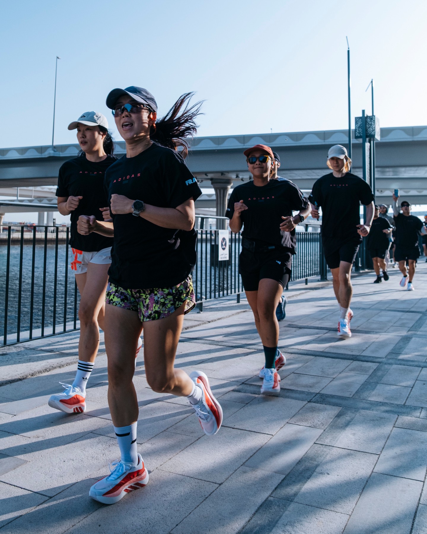 FRAME RUN CLUB running a 15k along the dubai canal 