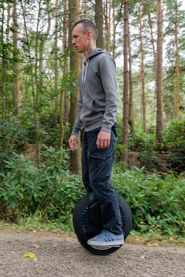 Kingsong KS16S Review riding off road