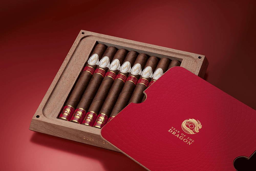 Opened tray of the Davidoff The Year of Collector’s Edition Dragon cigars.