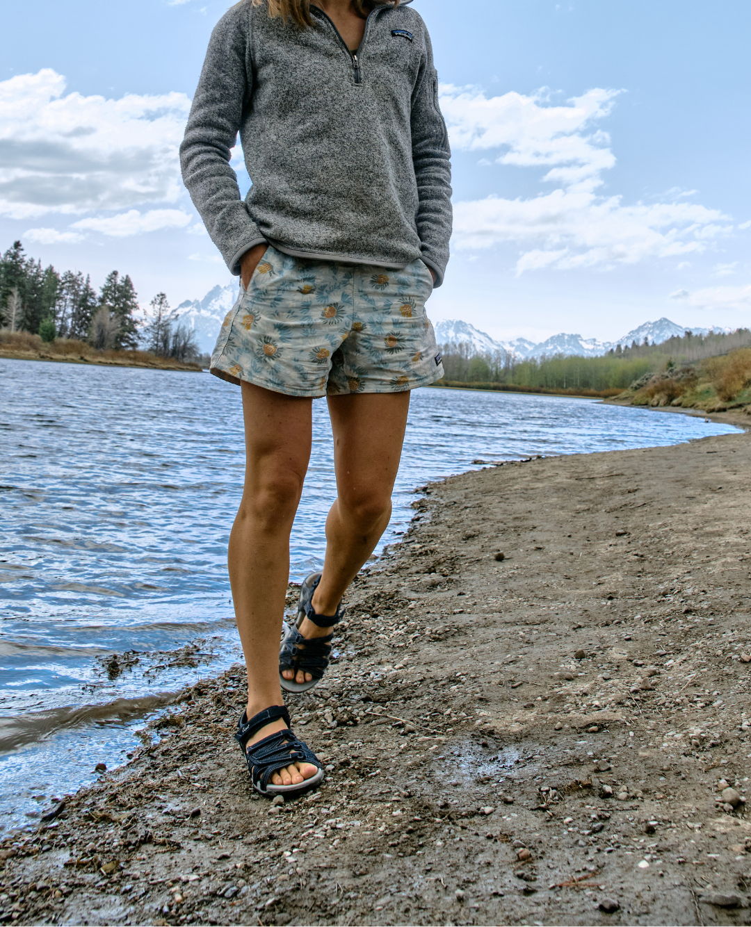 woman wearing hiking sandals