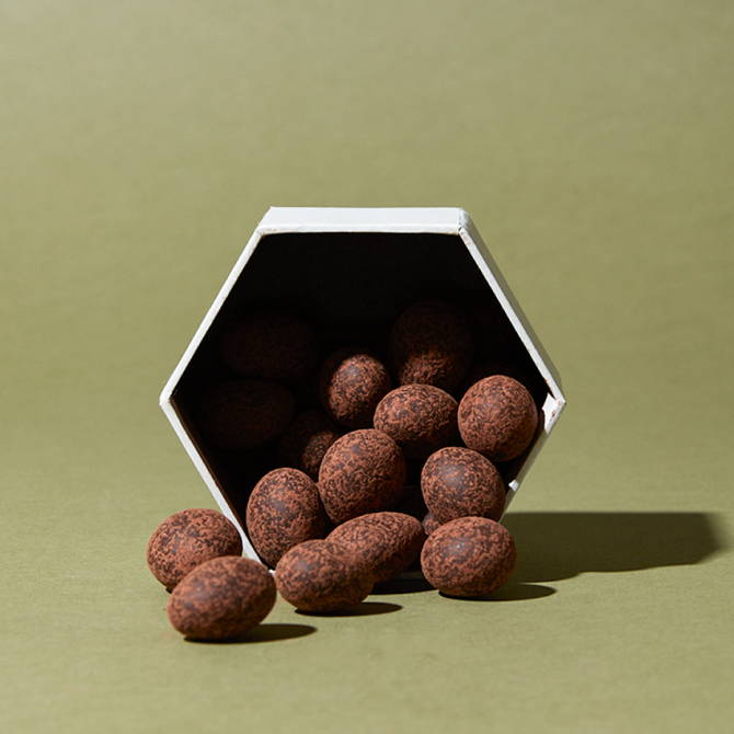Chocolate-Covered Caramelized Almonds