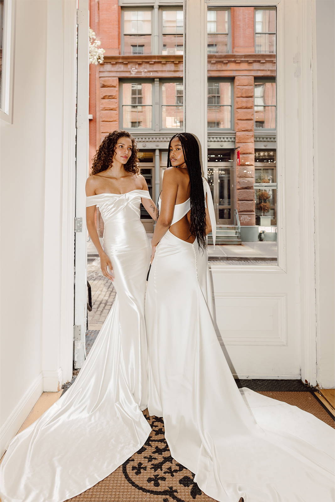 Models in the Cupid and Aire gown